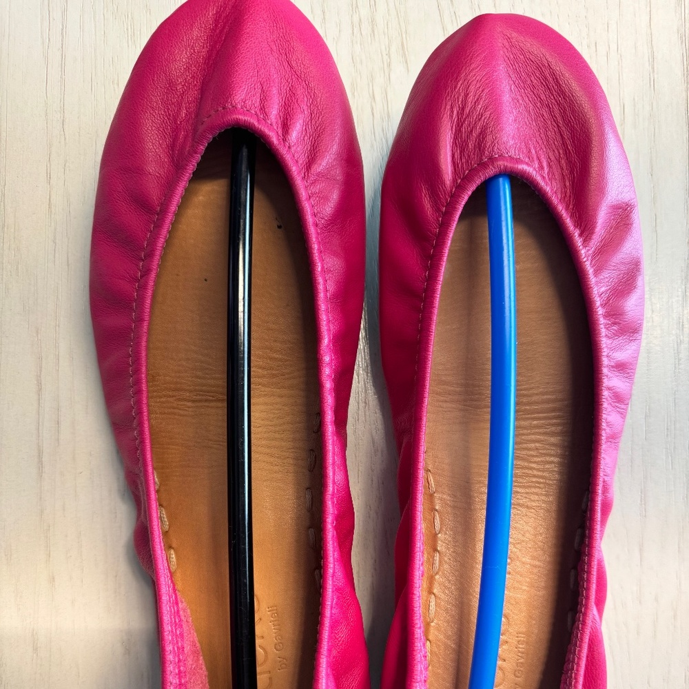 Tieks Size 10 in Fuschia